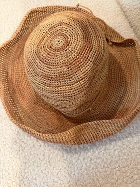 Helen Kaminski Woven Raffia Sun Hat in Natural Tan